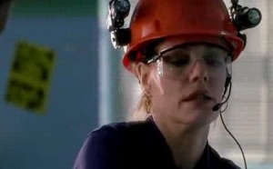 Catherine Willows hard hat